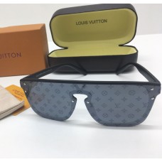 LV Waima With Box/Case